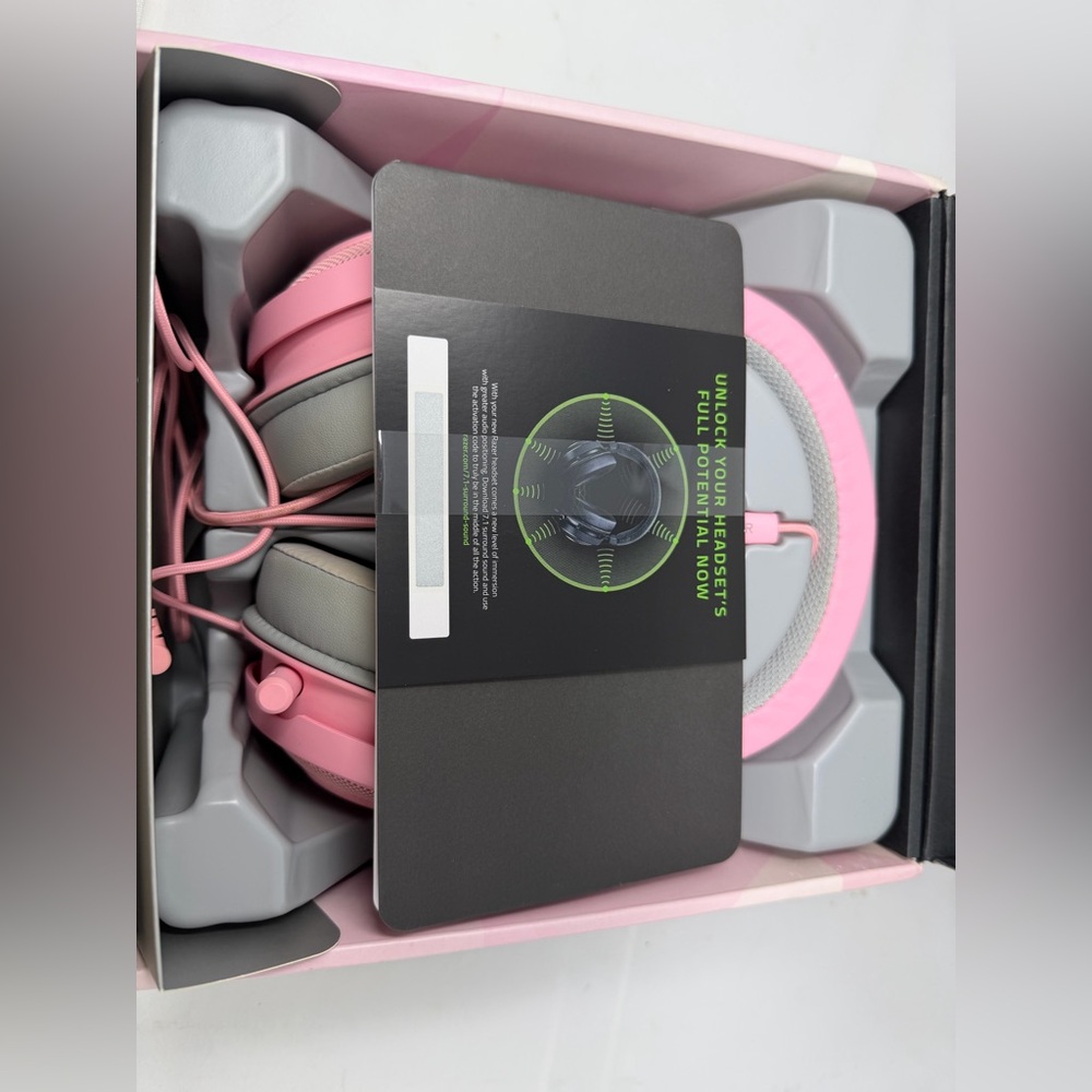 Razer Kraken | Rose Quartz | Gaming Headset - Picture 11 of 11
